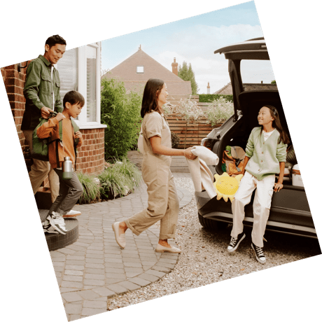 Family load up car for a day out