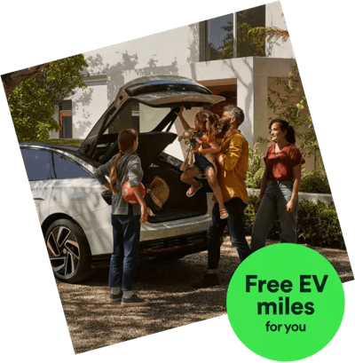 Family load up Volkswagen car.