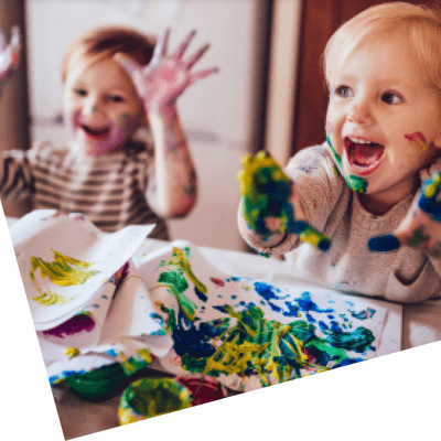 kids painting